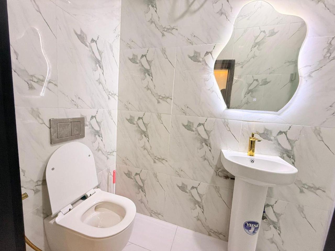 Villa Toscana Luxe Gra Port Harcourt Exterior photo