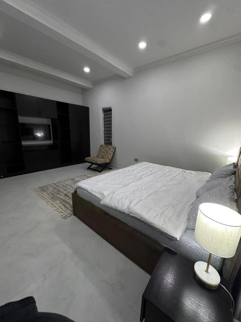 Villa Toscana Luxe Gra Port Harcourt Exterior photo