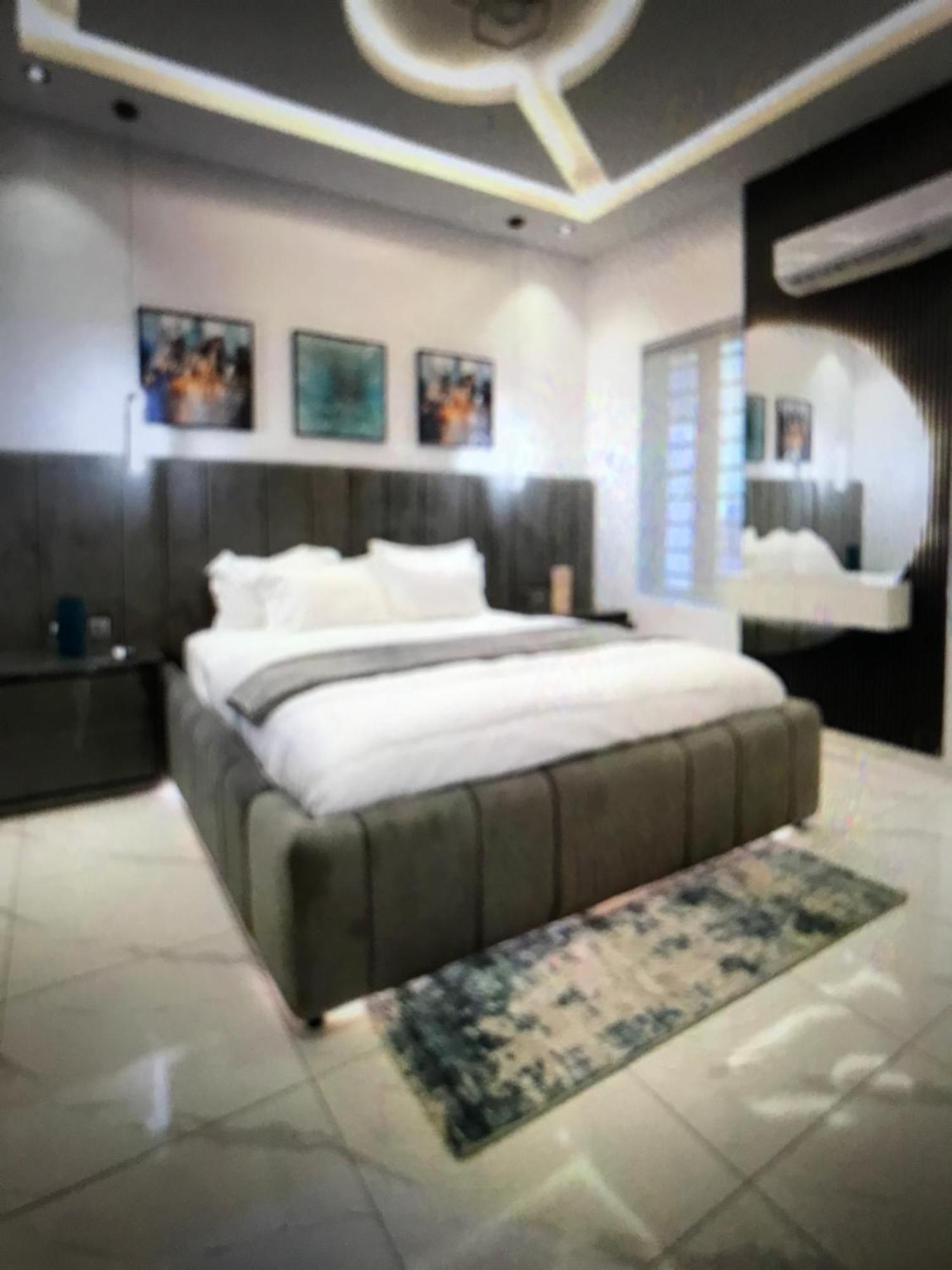 Villa Toscana Luxe Gra Port Harcourt Exterior photo